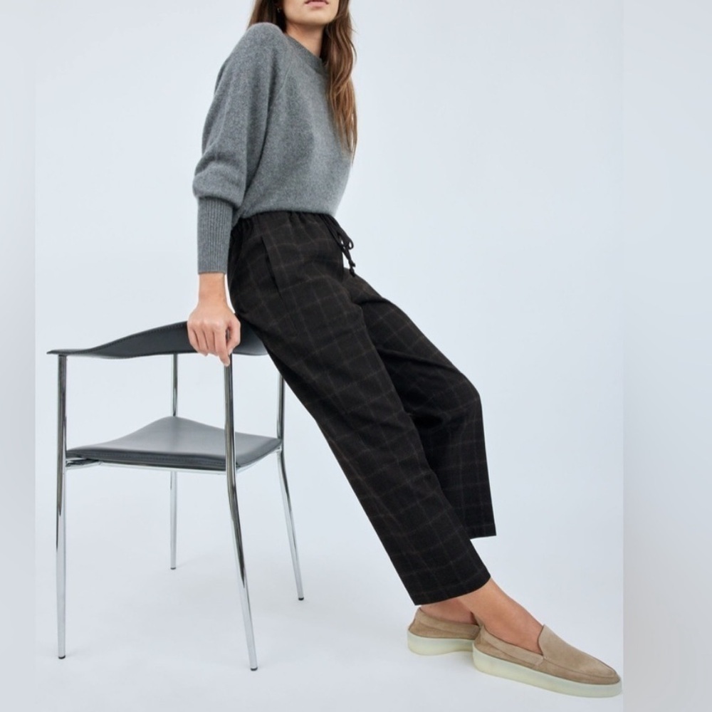 Aritzia The Group by Babaton Jimmy Pant in Black Fine Grid Size XS